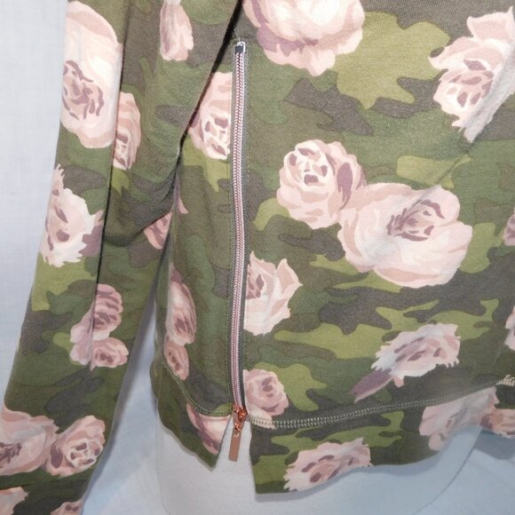 Stella & Dot Womens S Green Camo Pink Roses Rose gold Zipper pullover Sweatshirt - Picture 7 of 11